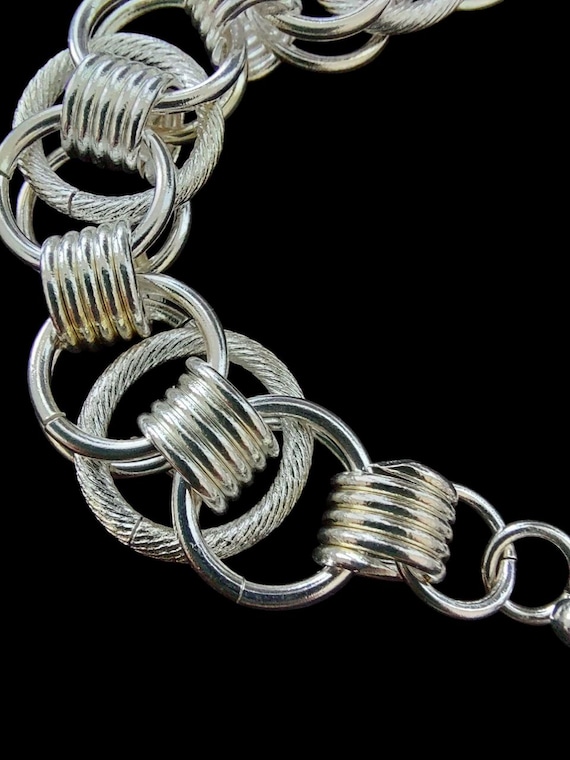 Silver Interlocking Links Bracelet - image 2