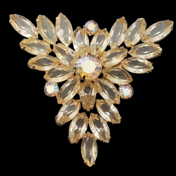 Exquisite Champagne Colored Demi-Parure Set View 2