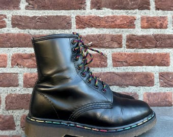Dr. Martens 1460 MIE Rainbow Stitch – Wyprodukowano w Anglii – Lata 90. – Rozmiar UK 4/ EU 37