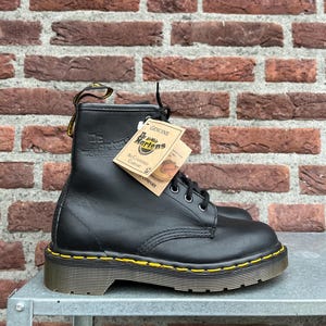 Deadstock Dr. Martens 1460 MIE Greasy - Made in England - 90's - Size Uk 3/ Eu 36