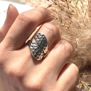 Hammered Ring, Open Band Ring, Silver Wrap Ring, Bypass Ring Silver, Silver Adjustable Ring, Textured Ring, Hand-Forged Look Ring