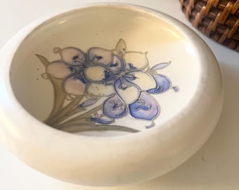 Vintage Signed William Moorcraft Potter For The Queen, England Art Pottery Dish, English Studio Hand Painted Ceramic, Coffee Table Decor