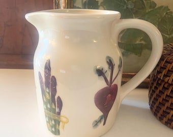 Vintage Hartstone Pottery USA 1990 "Farmers Market" 32 Fluid Ounce Pitcher, Hand Painted Vegetables, Farmhouse Jug, Gift For Gardener