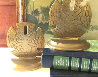 Vintage Brass Sand Dollar Bookends, Beach Coastal Decor, Home Office Decor, Library Decor, Nautical Beach House