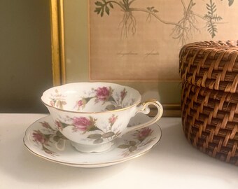 GILDED ENTERTAINING