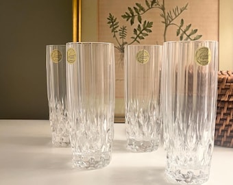 GLASSWARE/BAR