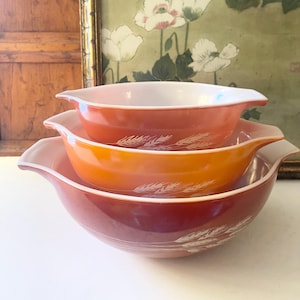 Vintage Pyrex Mixing Bowl Set Of Three Cinderella Style, Autumn Harvest Wheat, 442, 443, 444, Retro Kitchen, Fall Kitchen Decor