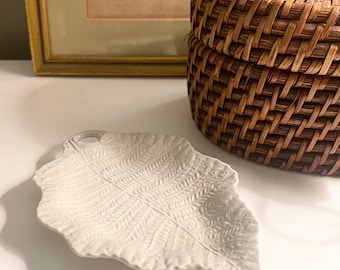 Vintage Colonial Williamsburg Restoration Leaf Trinket Dish, Fern Leaf Design