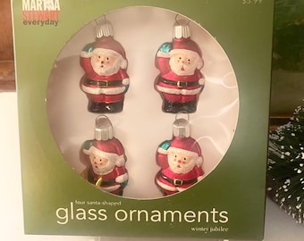 HOLIDAY DECOR & GIFTS