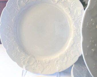 Four Dansk France "Ivy" Creamware Luncheon Plates, Four Rim Soup Bowls, Creamware, French Country, Alfresco