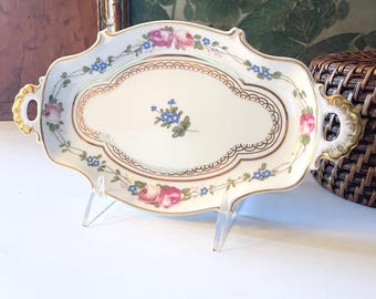 Vintage  Floral Dresser Tray, Pin Dish, Gilded Floral Oval Catchall, Grandmillennial Gift, Vanity Table Decor, Romantic Valet