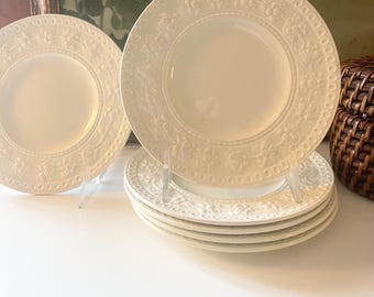 GILDED ENTERTAINING
