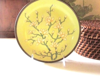 Vintage Chinoiserie Brass Encased Decorative Bowl, Yellow Spring Floral Coffee Table Decor