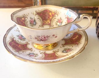 Vintage Paragon England Vintage Footed Teacup and Saucer With Floral Center, Bone China Tea Cup, 1940's Tea Party Decor, Gift For Tea Lover