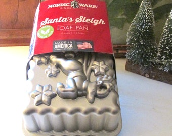 HOLIDAY DECOR & GIFTS