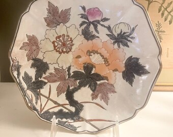 Vintage Decorative Macau Hand Painted  Chinoiserie Chic Shallow Bowl,Coffee Table Decor, Grandmillennial Decor, Tablescape Accent