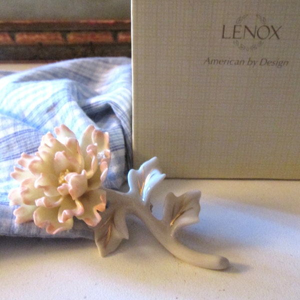 Lenox Peony Pin, Porcelain Flower Brooch, Gift for Gardener, Classic Flower Pin, Mother's Day Pin, Soft Pink Peony Pin, Vintage Gift
