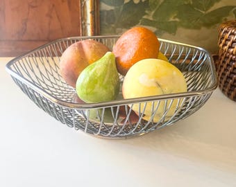 Vintage Gorham Wire Basket, Silver Plated Bread Basket, Fruit Bowl, Hexagonal  Mod Fruit Basket, Retro Kitchen, Modernist Design