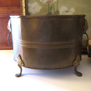 Vintage Brass Cachepot, Brass Footed Planter, Brass Decor, Brass Pot, Brass Vessel, Traditional Home Decor