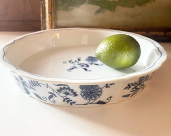 Vintage Blue Danube Quiche Pan, "Blue Onion" Japan Baking Pie Dish, Blue And White Chinoiseire Dinnerware