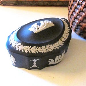 Vintage Wedgwood Black Jasperware Trinket Box, Cherub Motif, Holiday Christmas Gift
