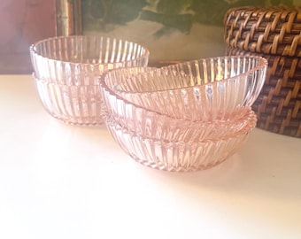 GLASSWARE/BAR