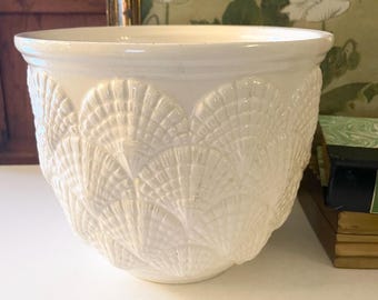 Vintage Large Haeger USA Ceramic White Sea Shell Planter, Palm Beach Chic, Gift For Gardener, Beach House Decor