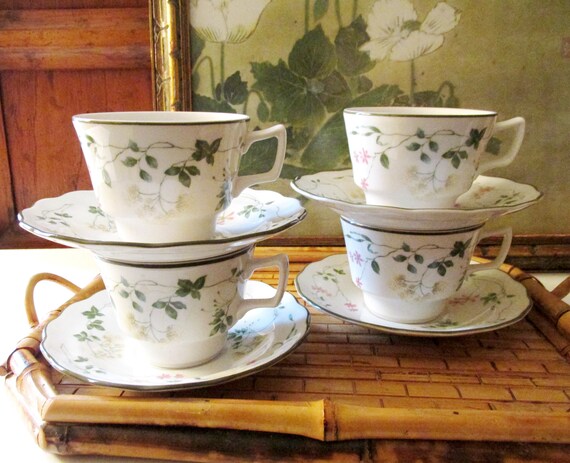 Royal Doulton Set of Four Teacups and Saucers, Southdown Pattern 