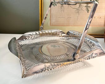 VINTAGE SILVER DECOR