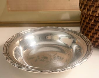 VINTAGE SILVER DECOR