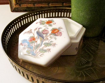Vintage Wedgwood Chinoiserie Trinket Box, Kutani Crane, Vintage Gift, Mother's Day Gift,  English Trinket Box, Porcelain Ring Box