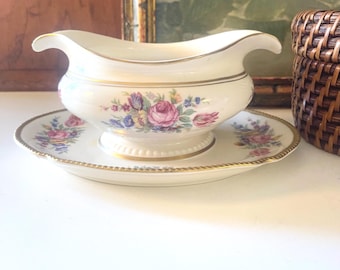 Vintage Castleton China USA Gravy Boat, "Castleton Rose" Pattern, Attached Tray Gravy Boat, Vintage Sauce Boat, Romantic Dining