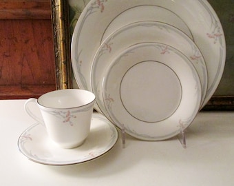 Vintage 1980's Royal Doulton Dinnerware, Carnation Pattern, 1980's Elegant Dining, Platinum Trim, Sold in Sets