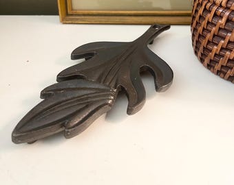 Vintage Metropolitan Museum Of Art Leaf Trivet, Cast Iron Hot Plate