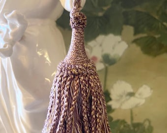 Vintage Houlès, Paris Dust Red Rose Key Tassel, Provence Collection, Vintage Tassel, French Country Decor, Hand Made, The Gilded Tassel