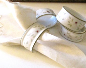 Vintage Lenox "Butterfly Meadow" Napkin Rings, Boxed Set of Four Oval Porcelain Napkin Rings