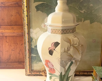 Vintage Ginger Jar Lamp, Chinoiserie Lamp, Palm Beach Decor, Library Decor, Home Office Decor, The Gilded Tassel, Grandmillennial
