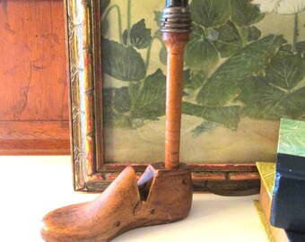 Vintage Small Faux Shoe Mold Accent Lamp, Bookcase Lamp, Library Decor, Closet Lamp, Farmhouse Chic