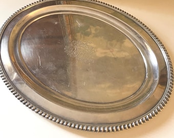 Vintage International Silver Co Oval Valet Tray, Silver Plated Tray, Cocktail Tray, Etched Lion Shield,, Grandmillennial Small Bar Tray