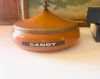 Vintage Toleware Candy Dish, Retro Orange Pagoda Style Metal Box, Halloween Lidded Candy Dish, Chinoiseie Decor, 1960's Pumpkin Orange Box
