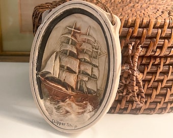 VINTAGE WALL GALLERY