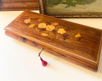 Vintage Italian Music Box, Large Marquetry Jewelry Music Box, Burl Wood, Floral Design, Vintage Gift