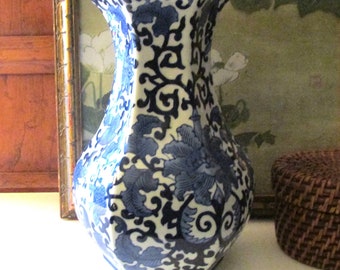 Tall Vintage Chinoisere Blue and White Vase, Seymour Mann "China Blue" Fluted Lotus Floral Vase, Grandmillennial Decor,