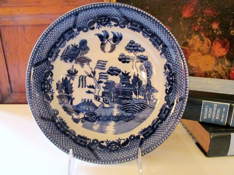 Japanese Blue Transferware Bowl Chinoiserie Vintage Blue Willow Round Coupe Blue and White Bowl Vintage Blue Willow Serving Bowl