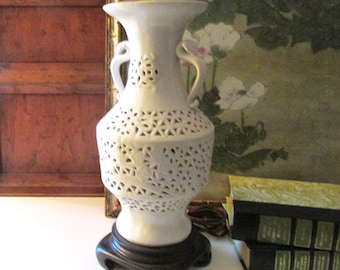 Vintage Chinoiserie Lamp, Blanc de  Chine Small Table Lamp, Reticulated Porcelain Lamp, Grandmillennial Decor