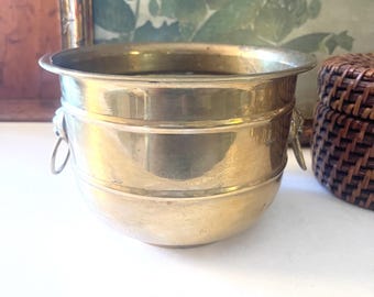Vintage Brass Lion Cachepot or Planter, Brass Decor, Traditional Home Decor, Flower Brass Pot, Palm Beach Decor, Orchid Pot