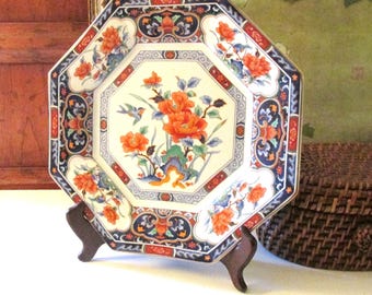 Vintage Japanese Porcelain Decorative Plate and Wood Easel, Imari Style Chinoiserie  Display Plate, Oriental Decor