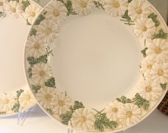Two Vintage "Sculptured Daisy" Poppy Trail Dinner Plates, Metlox, USA Made, Easter Dining, Grandmillennial Decor