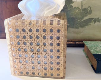 Large Rattan and Clear Acrylic Tissue Box Cover, Blonde Cane Bathroom, Vanity Decor, Chinoiserie Chic, Guest Room Decor