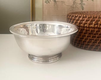 VINTAGE SILVER DECOR